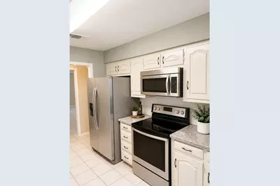 3313 Lakeview Drive, Grapevine, TX 76051 - Photo 12