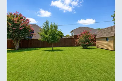 3313 Lakeview Drive, Grapevine, TX 76051 - Photo 2