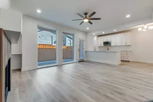 5755 Phoenix Dr, Dallas, TX 75231 - Photo 8