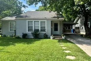 608 W Baldridge St, Ennis, TX 75119 - Photo 2