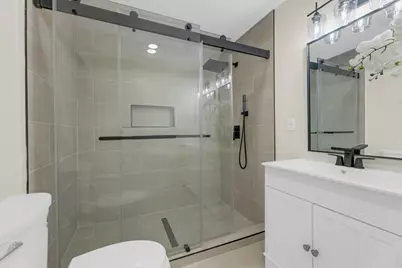 1820 Cedar Crest Boulevard, Dallas, TX 75203 - Photo 2