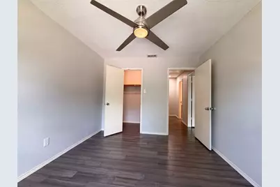 2831 Red Oak Drive, Grand Prairie, TX 75052 - Photo 14