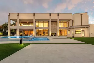 10011 Lennox Ln, Dallas, TX 75229 - Photo 2