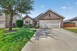 424 Foxcraft Dr, Fort Worth, TX 76131 - Photo 10