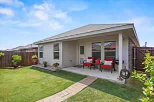 137 Running River Dr, Boyd, TX 76023 - Photo 24