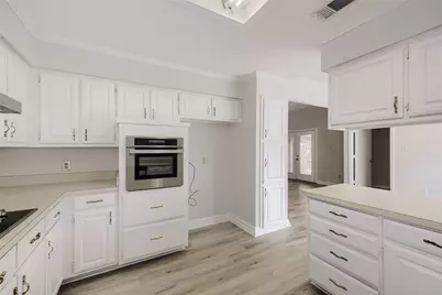 1021 Rio Grande Drive, Benbrook, TX 76126 - Photo 14