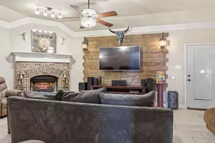 154 Lipan St, Greenville, TX 75402 - Photo 18