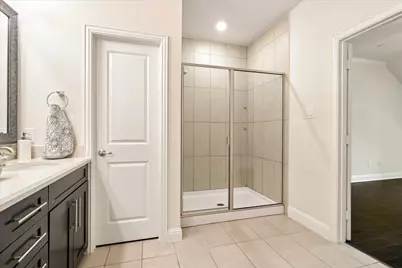 559 W Royal Lane, Irving, TX 75039 - Photo 26