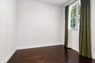 559 W Royal Lane, Irving, TX 75039 - Photo 18