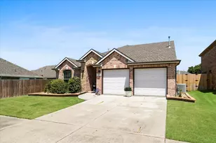 809 Cauble Dr, Fate, TX 75087 - Photo 2