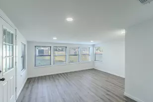 4133 Sherry Ln, Beverly Hills, TX 76711 - Photo 12