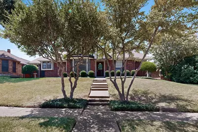 4431 Silverthorn Drive, Mesquite, TX 75150 - Photo 2