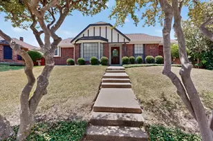 4431 Silverthorn Dr, Mesquite, TX 75150 - Photo 1