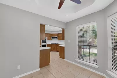 4431 Silverthorn Drive, Mesquite, TX 75150 - Photo 14
