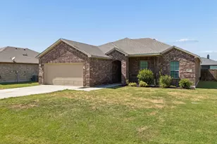 461 Kerens St, Nevada, TX 75173 - Photo 2