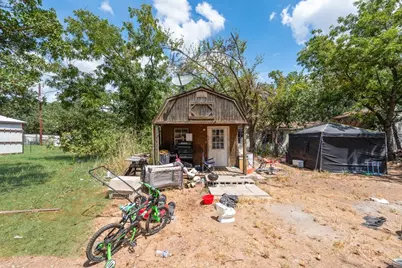 139 Rommel Court, Springtown, TX 76082 - Photo 16