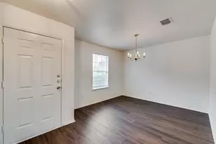 2946 Midbury Dr, Lancaster, TX 75134 - Photo 4