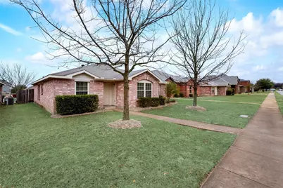 2946 Midbury Drive, Lancaster, TX 75134 - Photo 2