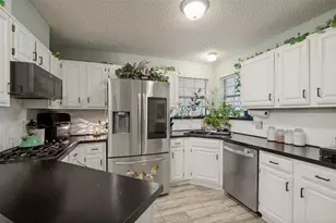 1006 Ridgeview, Carrollton, TX 75007 - Photo 10