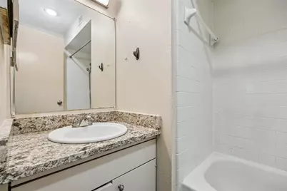 5138 Amesbury Drive #211, Dallas, TX 75206 - Photo 12