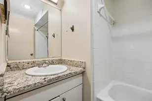 5138 Amesbury Dr, Dallas, TX 75206 - Photo 12