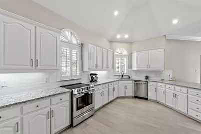 707 Twin Creeks Drive, Allen, TX 75013 - Photo 2