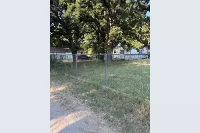 4004 Curry Road #A, Arlington, TX 76001 - Photo 18