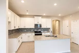 5601 Portola Ln, Denton, TX 76208 - Photo 14