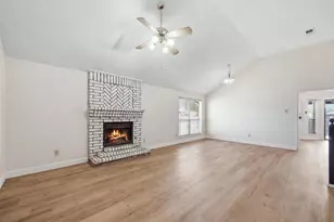5406 Blue Cove Dr, Garland, TX 75043 - Photo 10