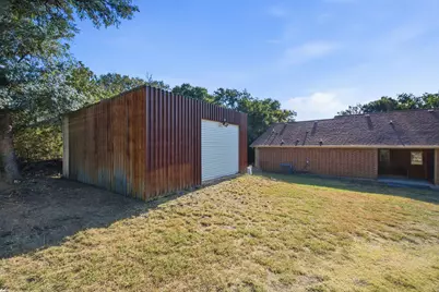 328 Silver Lane, Azle, TX 76020 - Photo 36