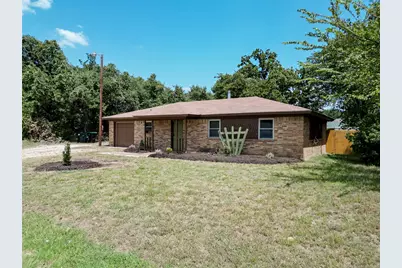 312 Birchwood Street, Azle, TX 76020 - Photo 2
