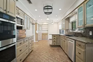 10216 Plummer Dr, Dallas, TX 75228 - Photo 10