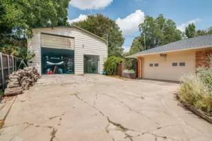 10216 Plummer Dr, Dallas, TX 75228 - Photo 24