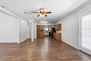 417 Lakeside Dr, Irving, TX 75062 - Photo 12
