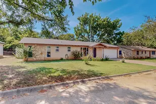 204 Pine St, Keene, TX 76059 - Photo 2