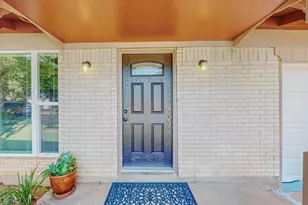 204 Pine St, Keene, TX 76059 - Photo 6