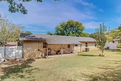 204 Pine Street, Keene, TX 76059 - Photo 28