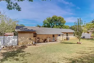 204 Pine St, Keene, TX 76059 - Photo 28