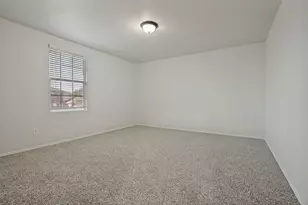 1030 April Showers Ln, Lancaster, TX 75134 - Photo 16