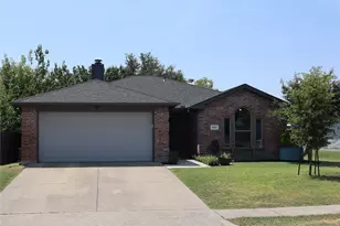 324 Lake Travis Dr, Wylie, TX 75098 - Photo 2