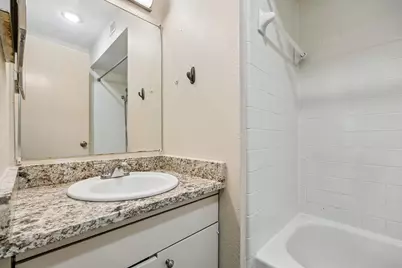 5138 Amesbury Drive #211, Dallas, TX 75206 - Photo 14