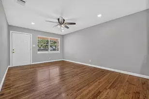 900 NW 11th St, Mineral Wells, TX 76067 - Photo 8