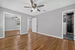900 NW 11th St, Mineral Wells, TX 76067 - Photo 18