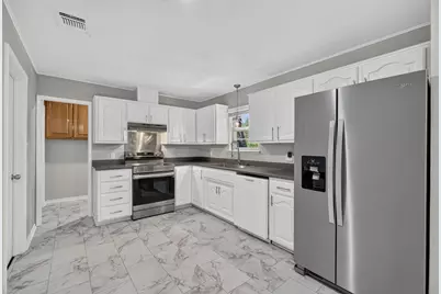 900 NW 11th Street, Mineral Wells, TX 76067 - Photo 10