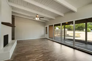 502 W Texas Ave, Iowa Park, TX 76367 - Photo 6
