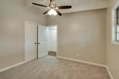 502 W Texas Avenue, Iowa Park, TX 76367 - Photo 24
