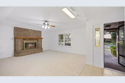 5850 Westhaven Drive, Fort Worth, TX 76132 - Photo 4
