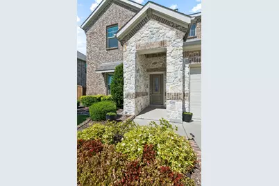 10105 Lakemont Drive, Fort Worth, TX 76131 - Photo 2