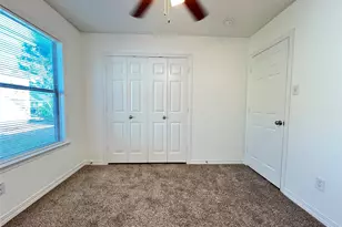 403 W Oak St, Decatur, TX 76234 - Photo 10