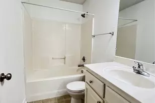 403 W Oak St, Decatur, TX 76234 - Photo 12